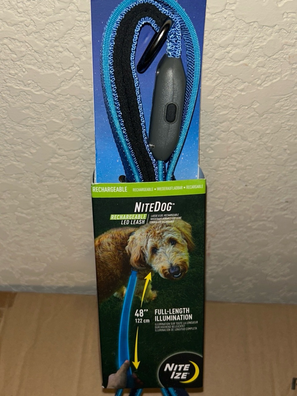Blue Rechargeable LED Dog Leash - Picture 2 of 3